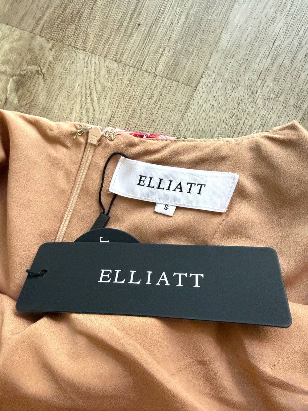elliatt neve 3d floral applique midi flower cocktail party dress size Small NEW - Picture 10 of 12